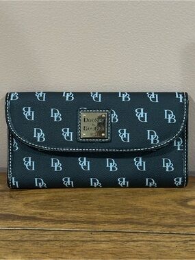 Dooney & Bourke Wallet